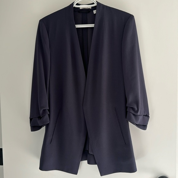 Aritzia power blazer - Picture 1 of 1